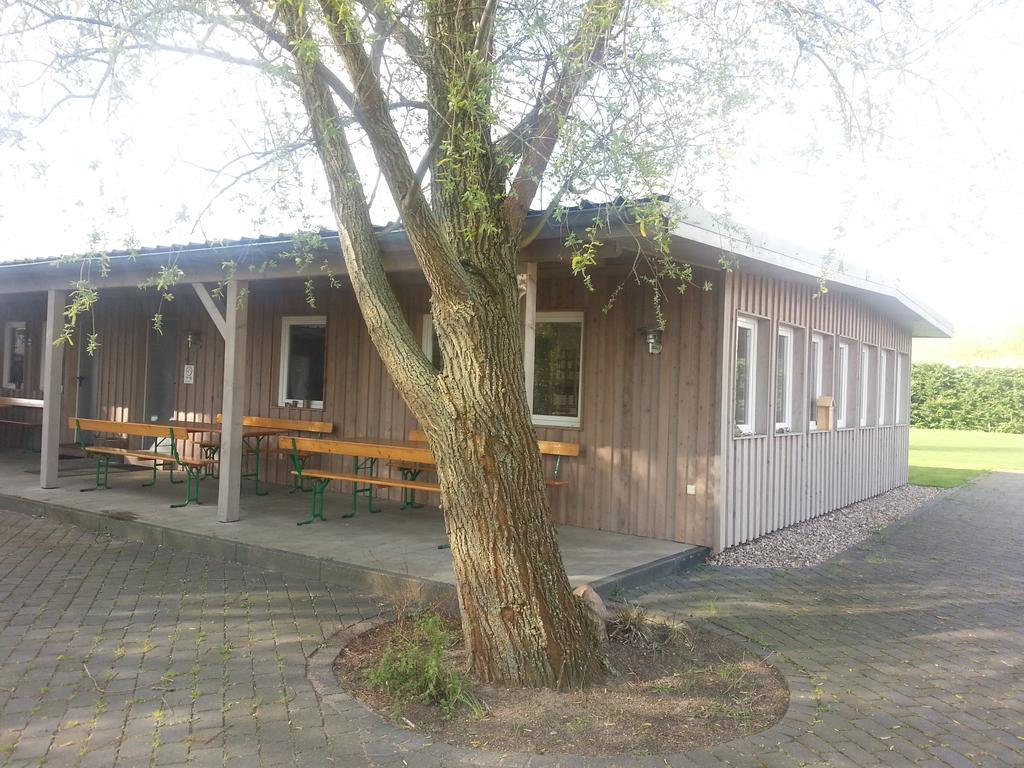 Resort Kormoran-Garni เซห์เดนิค ภายนอก รูปภาพ